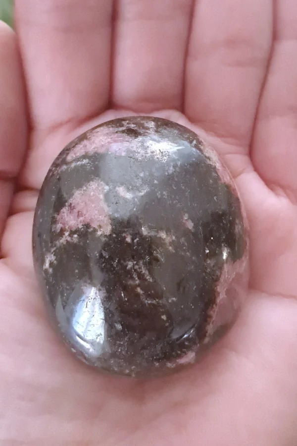 Galet en Rhodonite A – Image 3