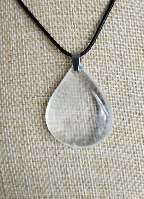 pendentif cristal de roche