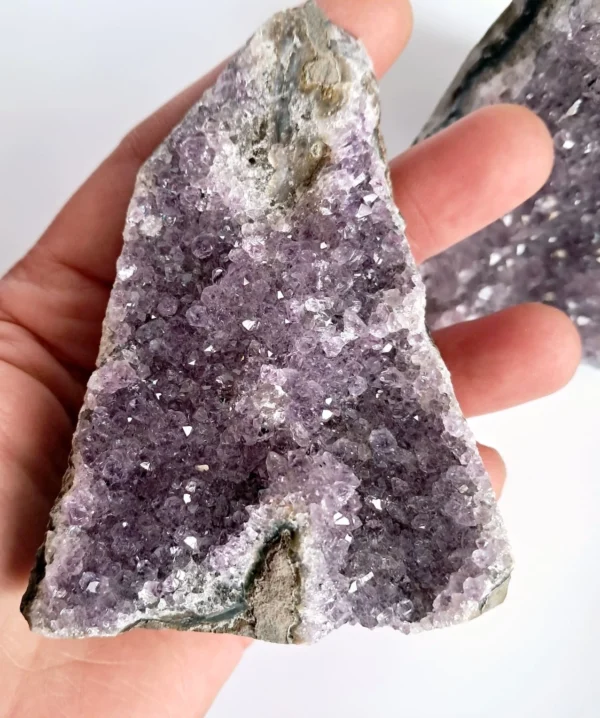 Géode d’améthyste AA, 296 Gr